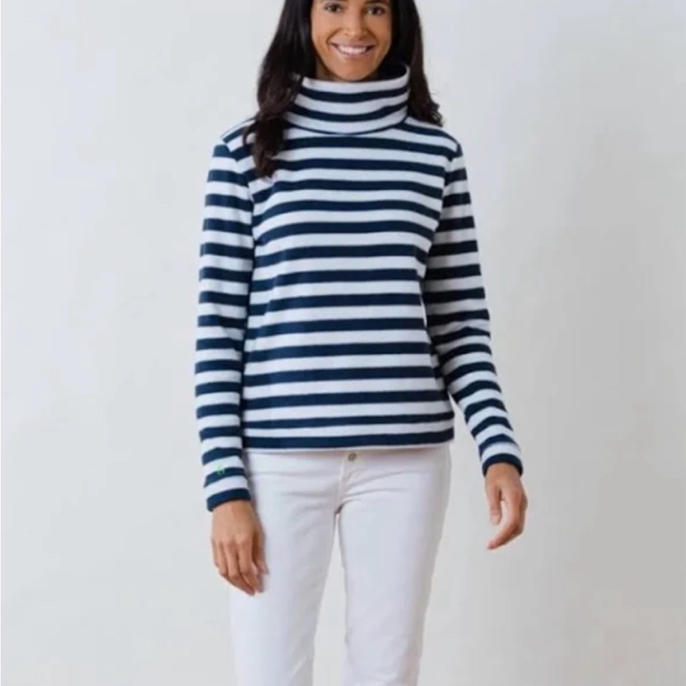 Dudley Stephen’s Fleece Striped Turtleneck, size L